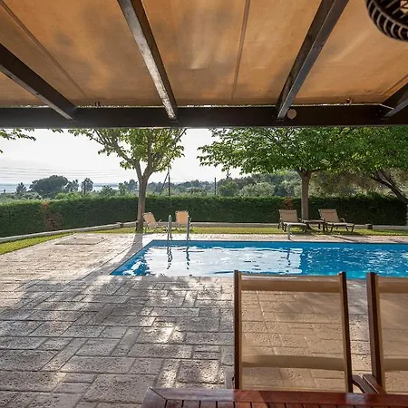 Flow Garden Pool Villa, Halkidiki 别墅