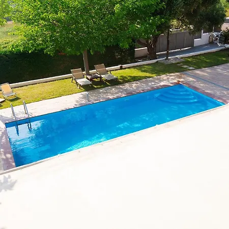 Flow Garden Pool Villa, Halkidiki 빌라 게라크니