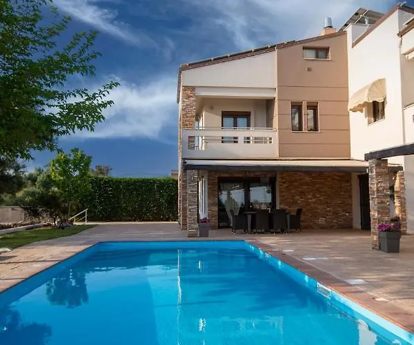 Flow Garden Pool Villa, Halkidiki Villa *