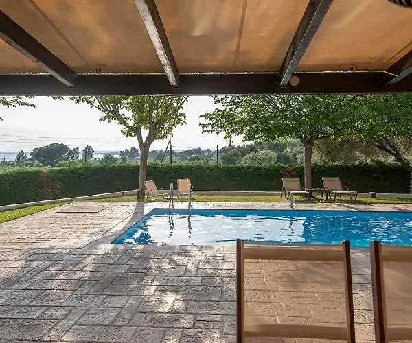 Flow Garden Pool Villa, Halkidiki Villa