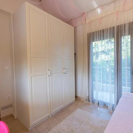 Flow Garden Pool Villa, Halkidiki Villa *