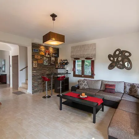 Flow Garden Pool Villa, Halkidiki Villa *